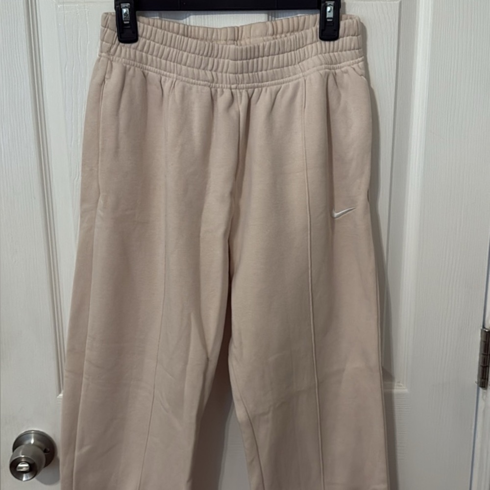 Nike Cream Joggers Soft Cotton Blend Elastic Waist
